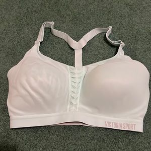Victoria’s Secret Victoria Sport light blue padded sports bra size 34DD